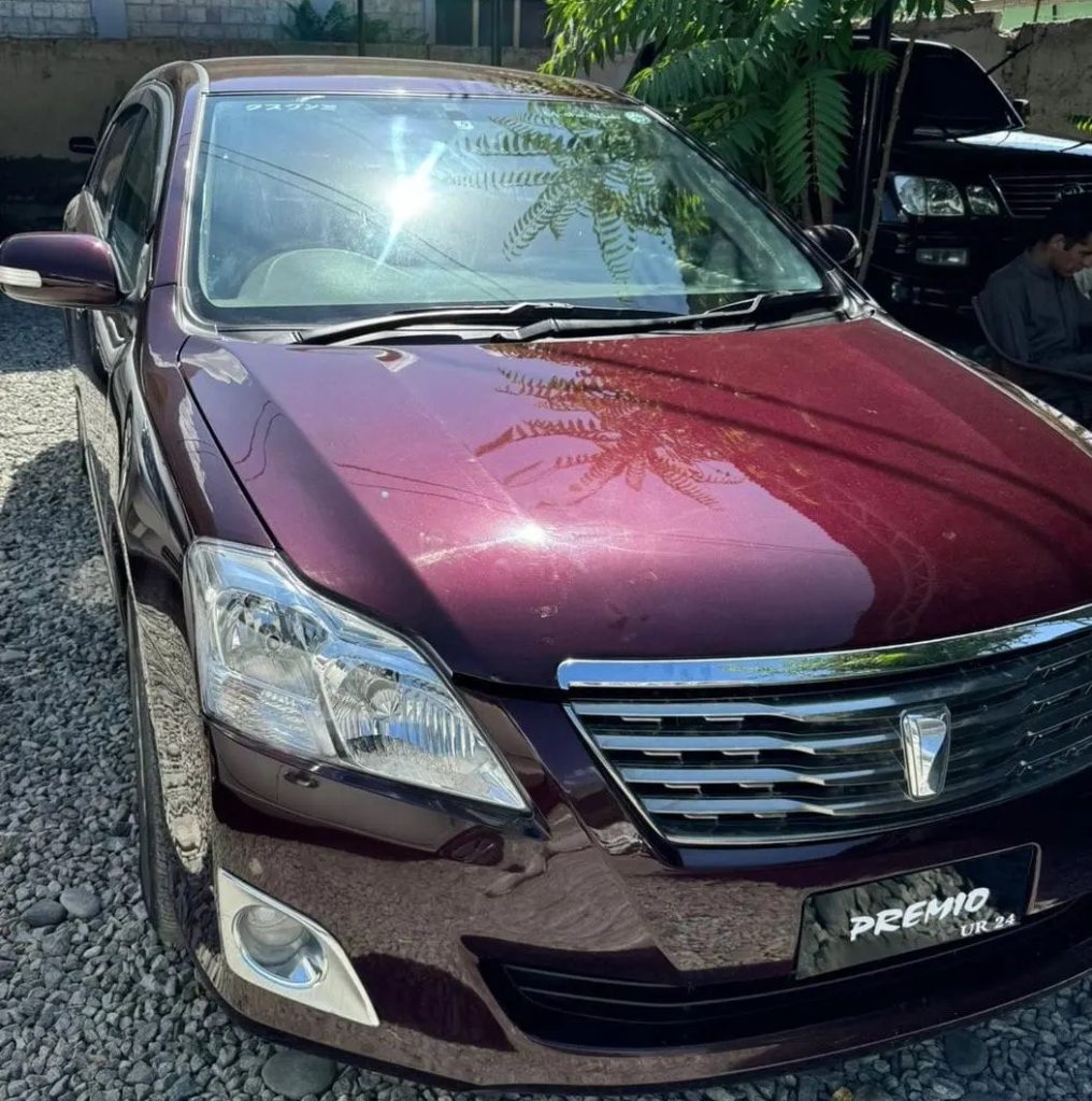 Toyota Premio