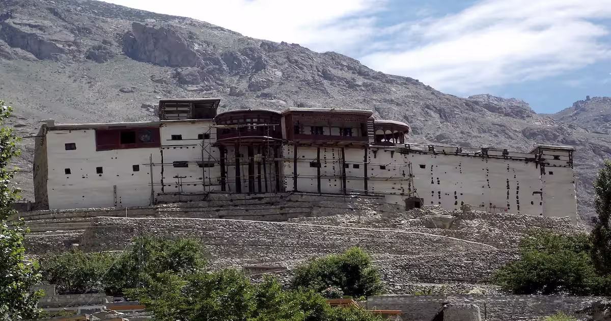 Baltit Fort Hunza Skardu to Hunza Road Trip